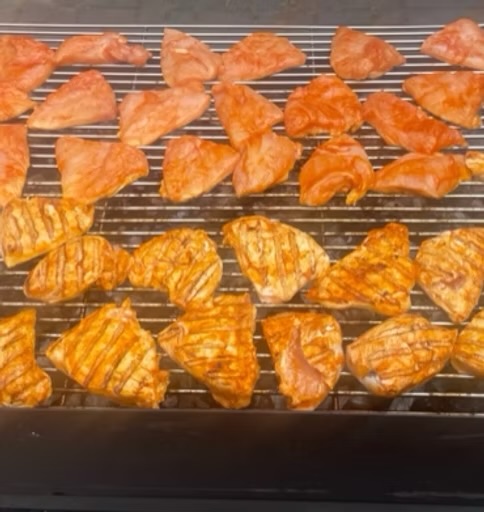 Vlees voor de barbecueformule van Kimenoli