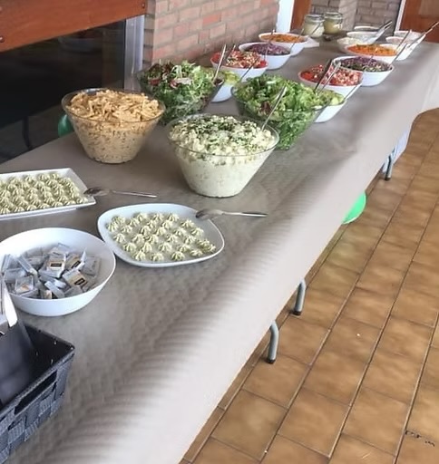 Salades en groenten bij de Breugheltafel van Kimenoli